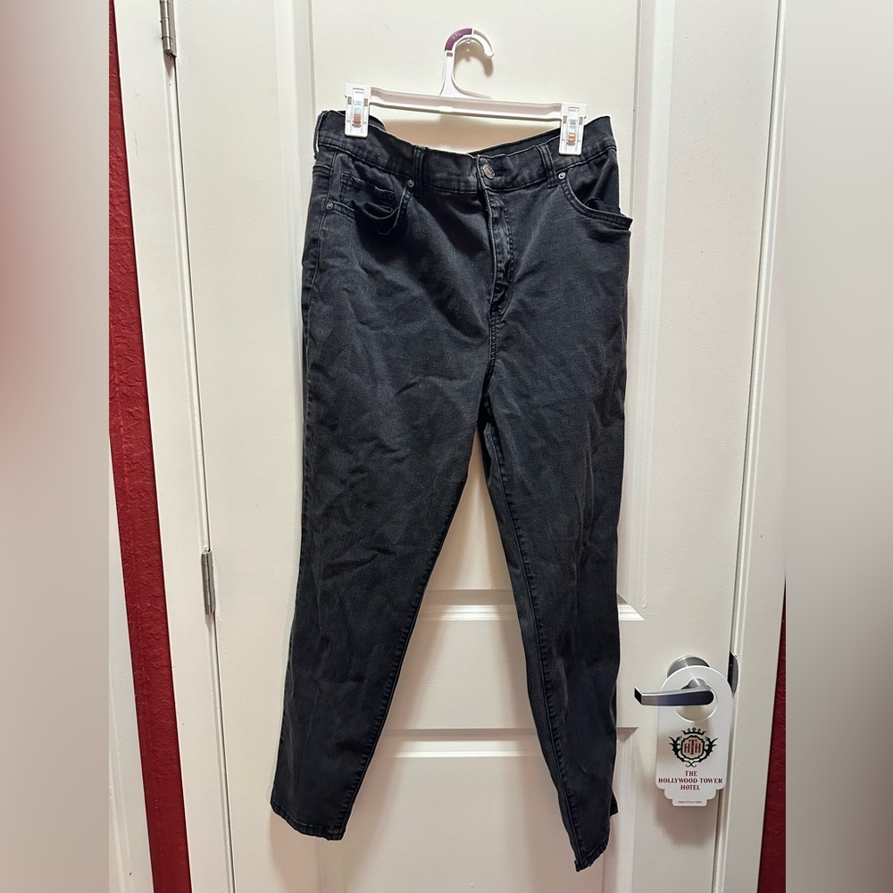 Black Women's Skinny Jeans 18W